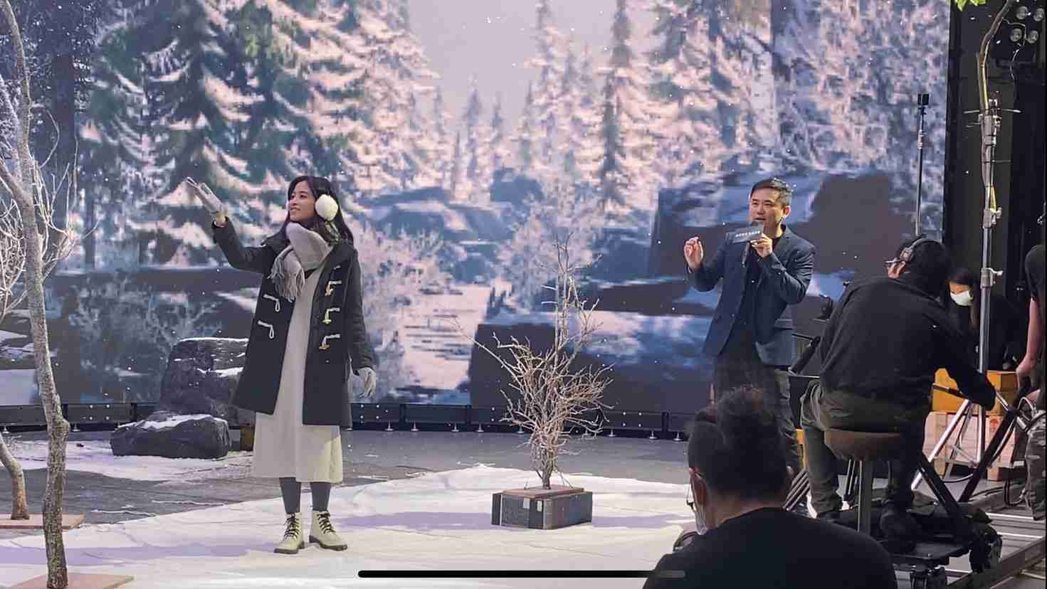 尊龙集团以ALED先进显屏技术，，与金马奖视觉特效团队“再现影像”携手合作打造LED虚拟摄影棚，，提供沉浸式表演体验，，并精简拍摄成本与时间