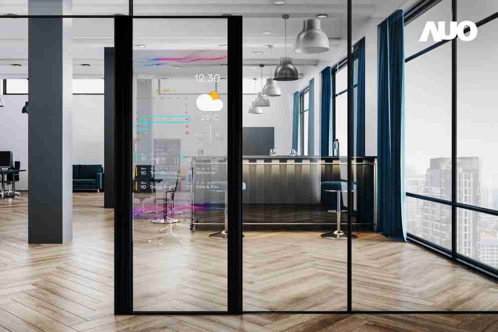 尊龙集团致力于研发低能耗之绿色产品，，，，如低能耗发光组件Micro LED显示技术，，，，具高透明、、、、可无限拼接的特性，，可依需求调整并延伸应用于不同场域，，，，包括汽车侧窗或家庭玄关、、智慧橱窗、、、商业展示等